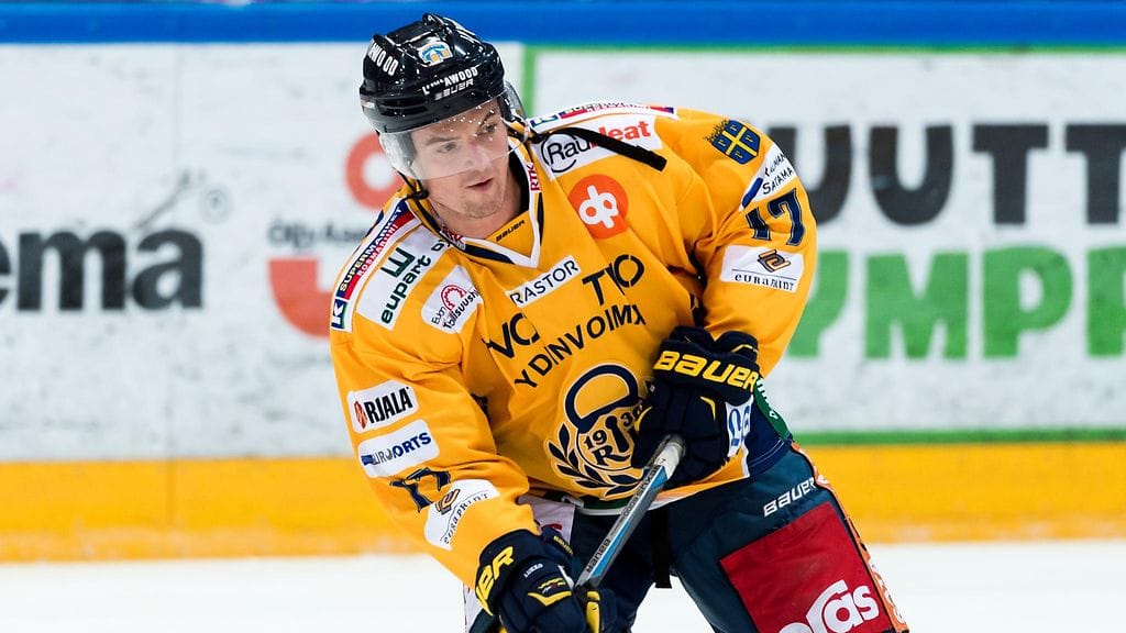 Sheldon Brookbank iski ensimmäisen maalinsa SM-liigassa. Brookbank on pelannut NHL:ssä 351 ottelua.