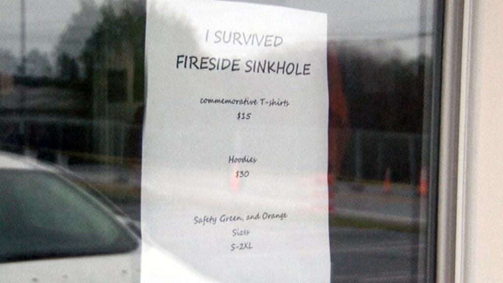 Selviydyin vajoamasta -paitamainos