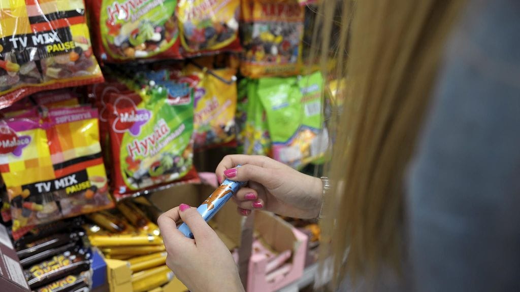 Sisä-Suomen poliisilla riitti illan ja yön aikana tehtävää muun muassa näpistysten ja rattijuoppojen parissa. Kuvituskuva.