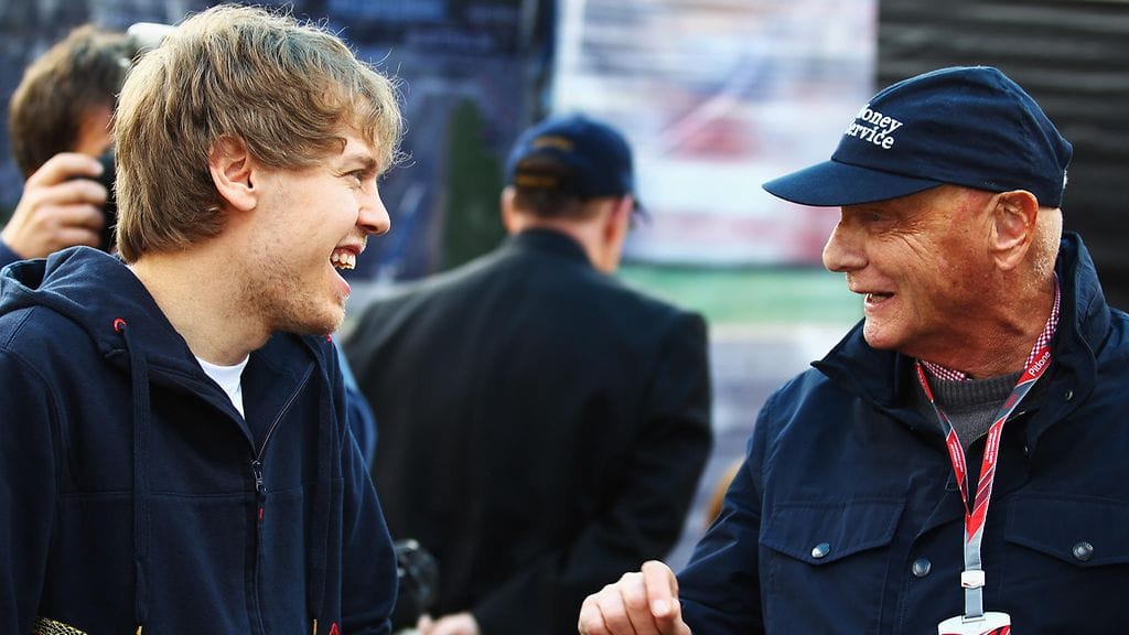 Vettel ja Lauda vaihtoivat kuulumisia vuonna 2011.