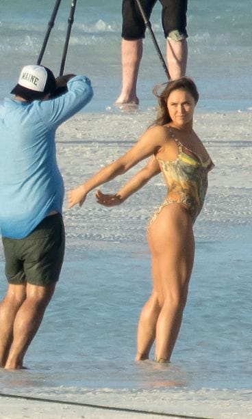 Ronda Rousey kuvauksissa