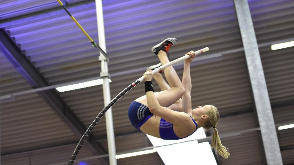 Wilma Murto hyppäsi hallikaudella juniorien maailmanennätyksen 471.