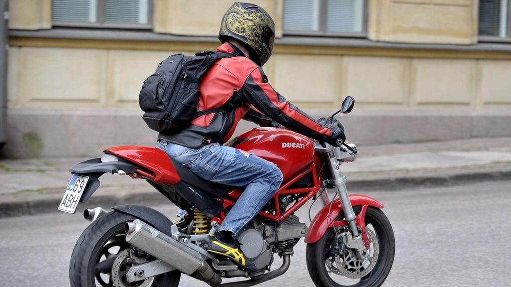 Motoristitutkimuksen vastaajista 79 prosenttia vähentäisi moottoripyöräilyyn käyttämiänsä varoja veron vuoksi.