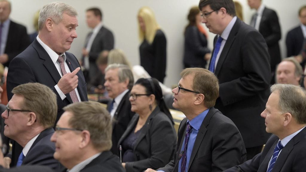 Kuvaa eduskunnan kokoontumisesta eilen. Eduskunta aloitti eilen kevätkautensa joulutauon jälkeen.