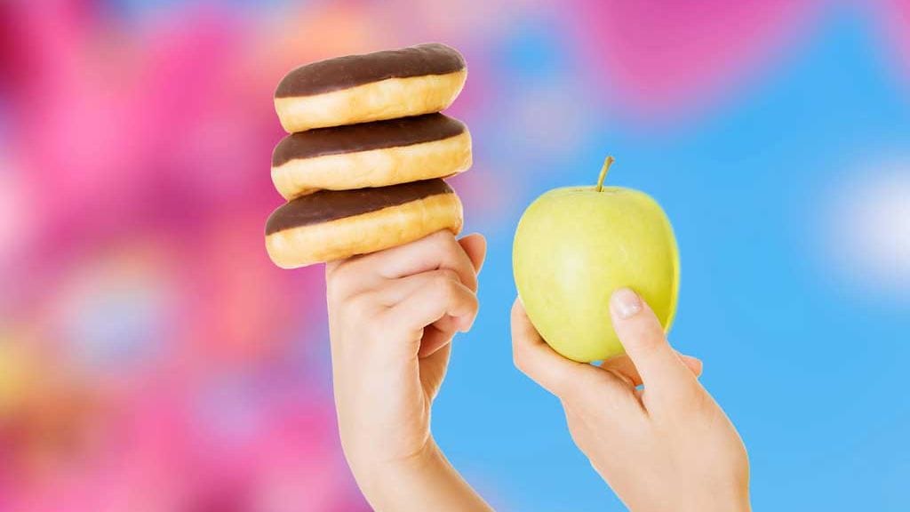 Laihduttaminen voi olla vaikeampaa naisille kuin miehille.