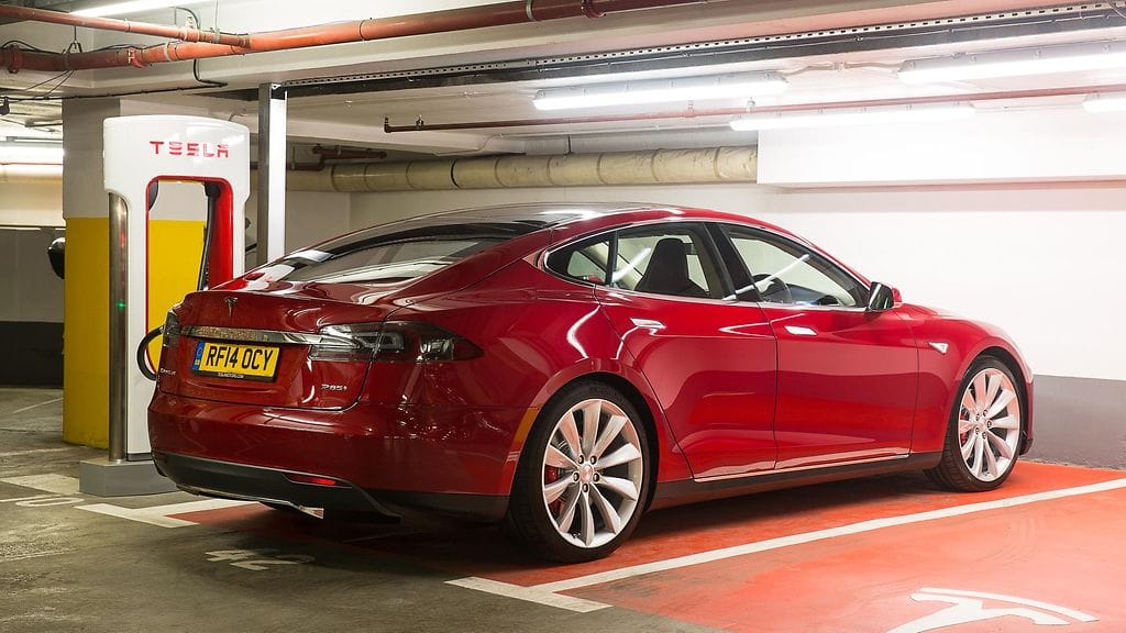 Tesla Model S.