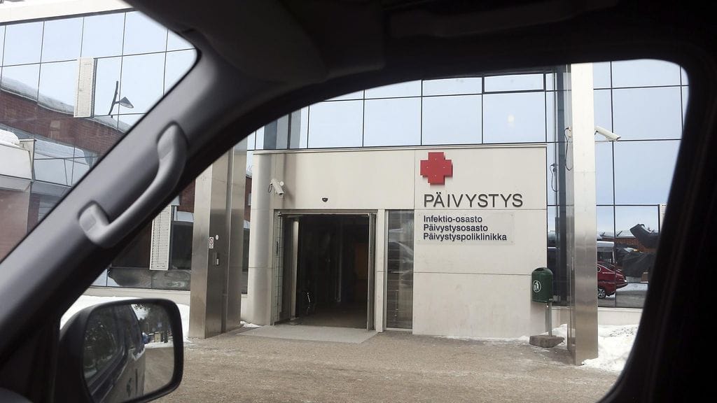 Tavallisia anafylaksian aiheuttajia ovat ruoka-aineet, pistiäiset sekä lääkkeet. Kuvituskuva.