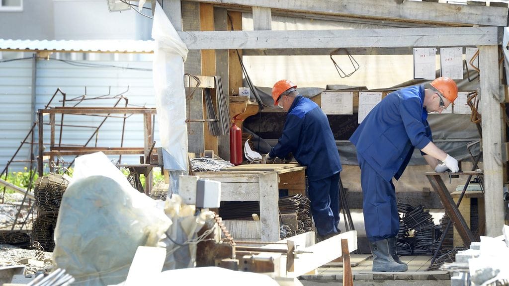 Kovapuupöly voi altistaa nenäsyövälle.