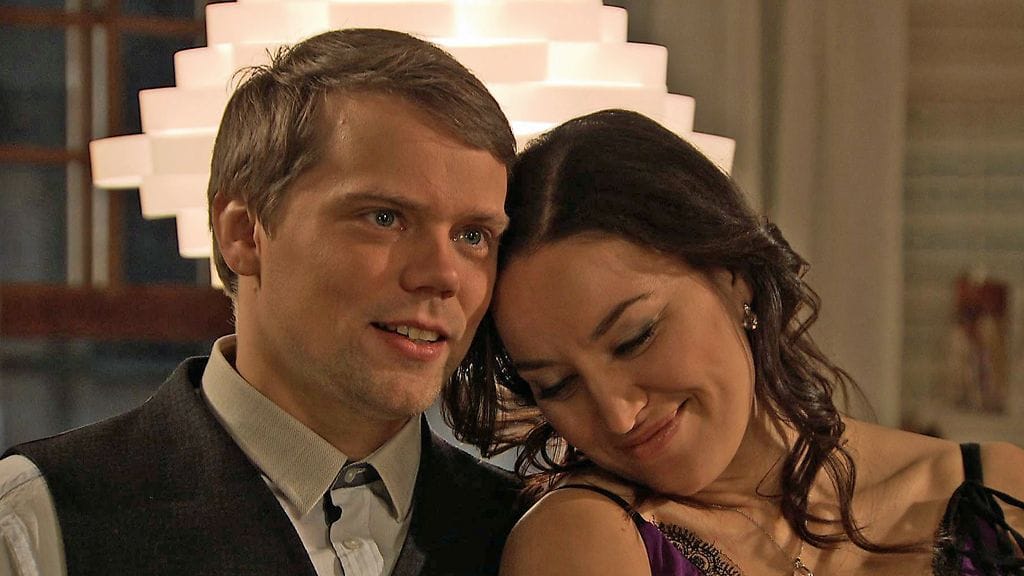 Salatut elämät - Kalle ja Katariina (Pete Lattu ja Jasmin Hamid).