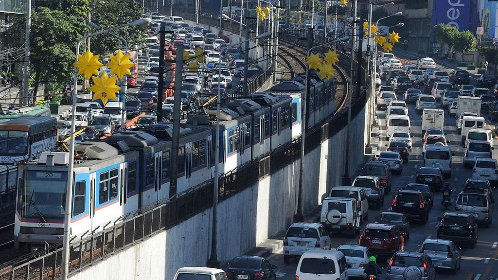 Nainen on kertonut olevansa syytön. Hän ei kertomansa mukaan ole koskaan käyttänyt huumeita ja oli juuri poistumassa asunnosta ennen poliisien saapumista.