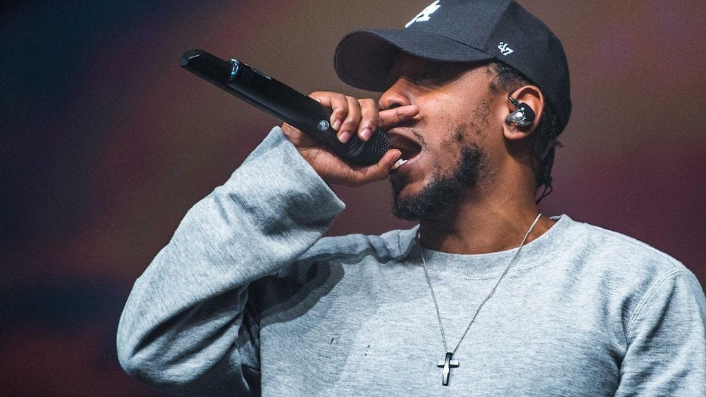 Kendrick Lamar kuvattuna elokuussa 2015.