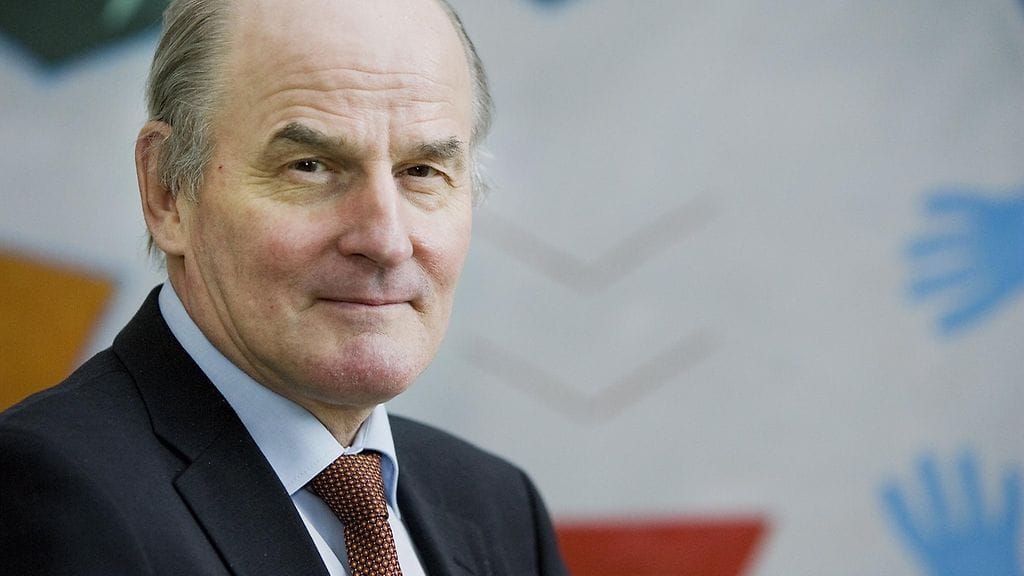 Rikos- ja prosessioikeuden professori Matti Tolvanen sanoo, että juontaja Axl Smithin salakatselutapausta voidaan arvioida vasta yleisellä tasolla.