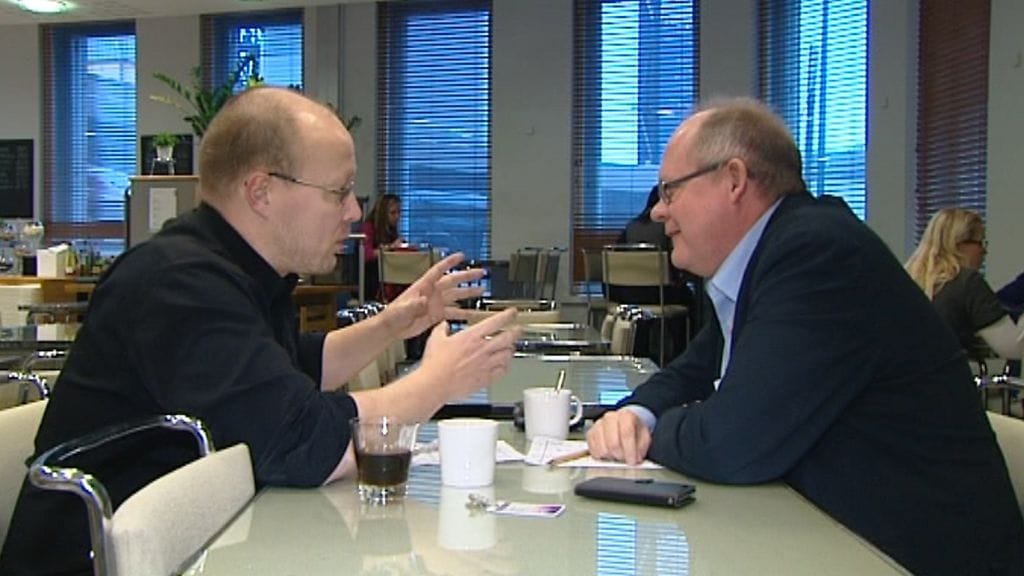 Politiikan korjaussarja suomii tällä kertaa Esko Ahon pankkinimitystä ja Sauli Niinistön Moskovan-matkaa.