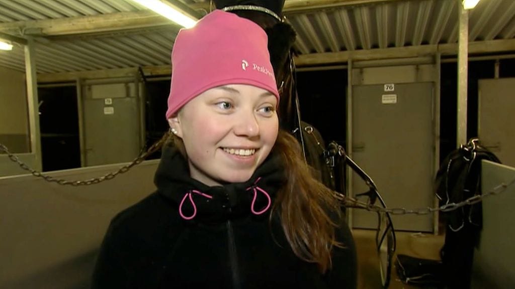 Marja Haakana luotti Watanaben ohjat ensimmäistä kertaa Tommi Kylliäiselle, joka kiitti kunniasta ohjastamalla voiton.