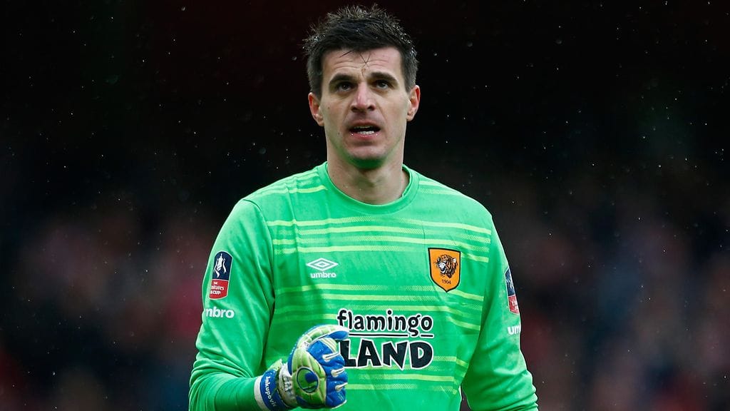 Eldin Jakupovic piti luukut kiinni.