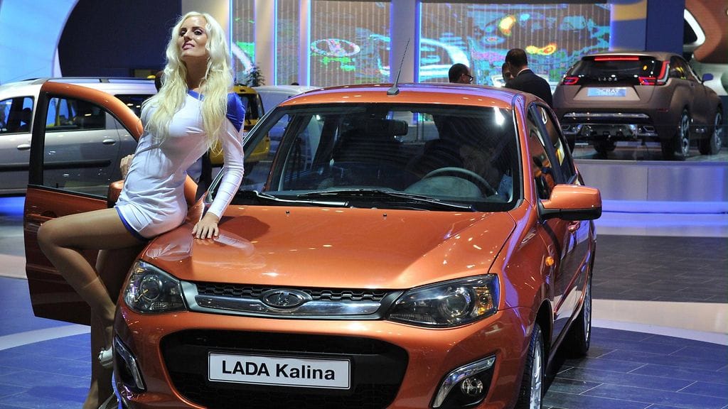Lada Kalina Moskovan kansainvälisessä autonäyttelyssä vuonna 2012.
