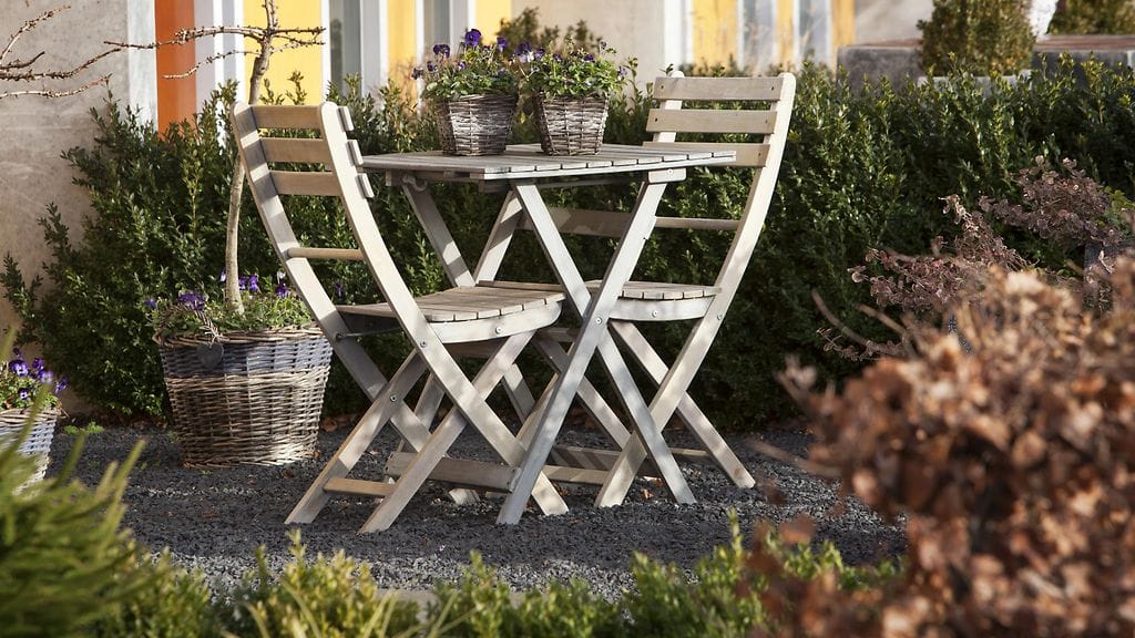 "En tiedä, millä puupinta on aiemmin käsitelty. Mitä teen?"