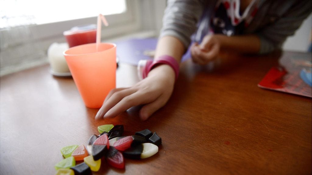 Valtiovarainministeriön budjettiehdotuksessa esitetään, että naisten perhevapaista aiheutuvia kustannuksia tasataan ensi vuonna 2500 euron kertakorvauksella työnantajille.