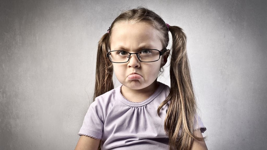 "Ja ennen kuin saatoit edes harkita kysyväsi vanhemmiltasi lupaa, sinun piti olla varma, että he ovat hyvällä tuulella."