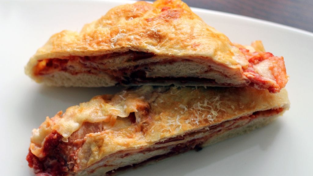 Strombolin voi täyttää oman maun mukaan.