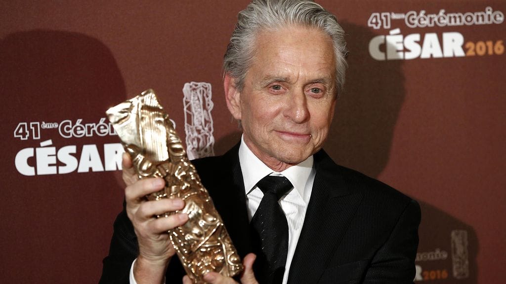 Michael Douglas kiitti pitämällä palkintopuheensa ranskan kielellä.