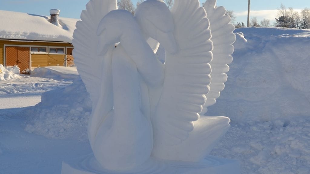 Lumenveiston voittajaksi selvisi Tarja Matikainen työllään ”Erämaan tango". Hän voitti myös yleisöäänestyksen.