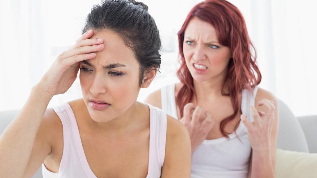 Syvään hengittäminen muutaman minuutin ajan on hyvä keino hillitä keskustelun aiheuttamaa aggressiota.