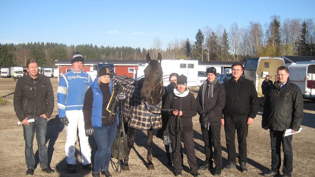 Archie Dreamin omistajaporukkaa.