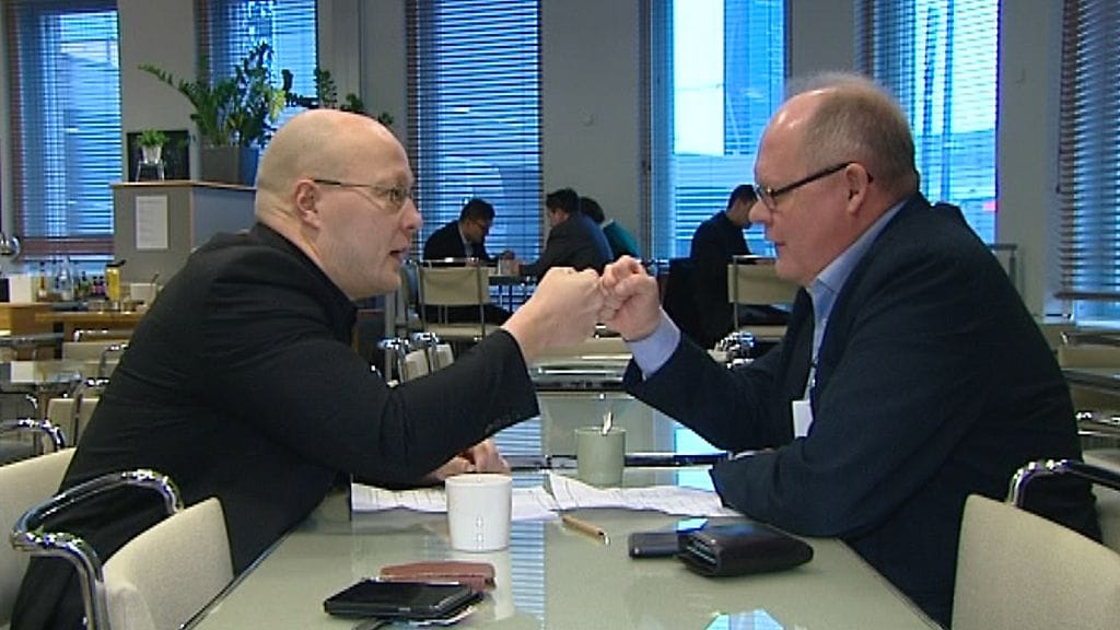 Politiikan korjaussarjan Iltalehden Juha Ristamäki ja MTV:n Timo Haapala.