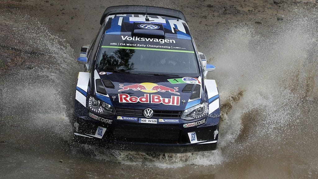 Jari-Matti Latvala vauhdissa Meksikon MM-rallin testierikoiskokeella.