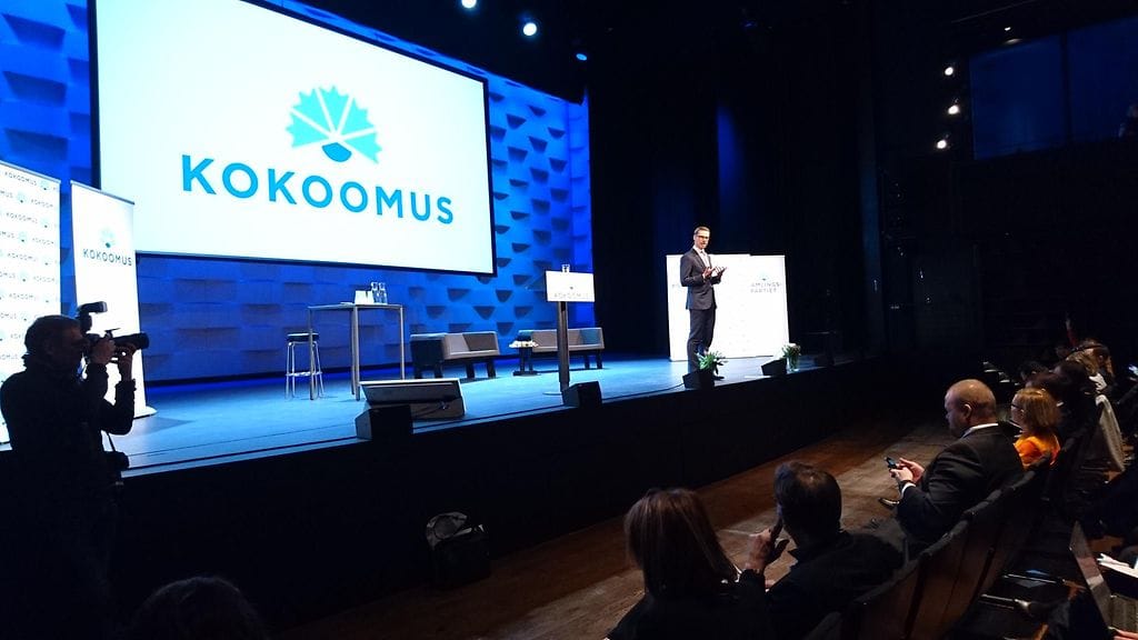 Valtiovarainministeri Alexander Stubb ei halunnut arvioida, mitä hallitus tekee jos yhteiskuntasopimusta ei synny.