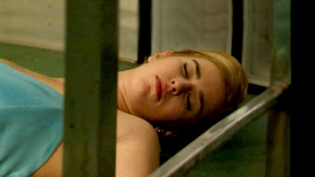 Salatut elämät - Juulia Autio (Oona Louhivaara)