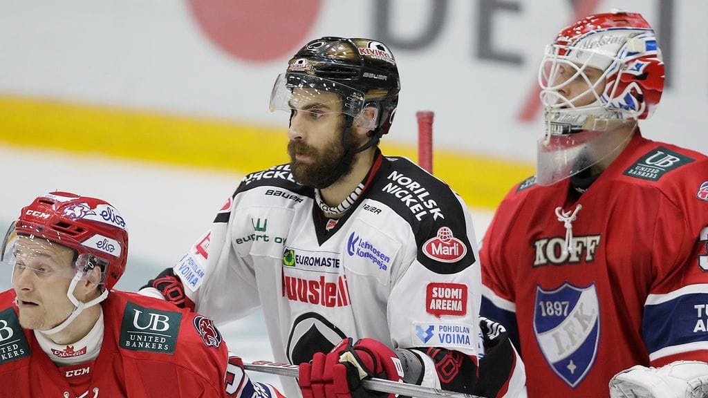 HIFK ja Ässät kohtaavat illalla. HIFK tarvitsee pisteen varmistaakseen runkosarjan voiton, Ässät kaipaa pisteitä yltääkseen pudotuspeleihin.