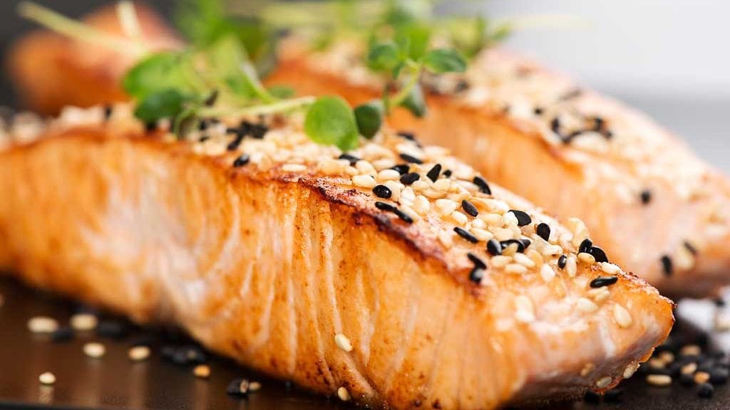 Tuore meta-analyysi osoittaa, että proteiini vahvistaa kylläisyydentunnetta.