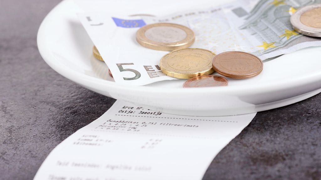 Amerikkalaistarjoilija ei saanut tippiään rahan muodossa.