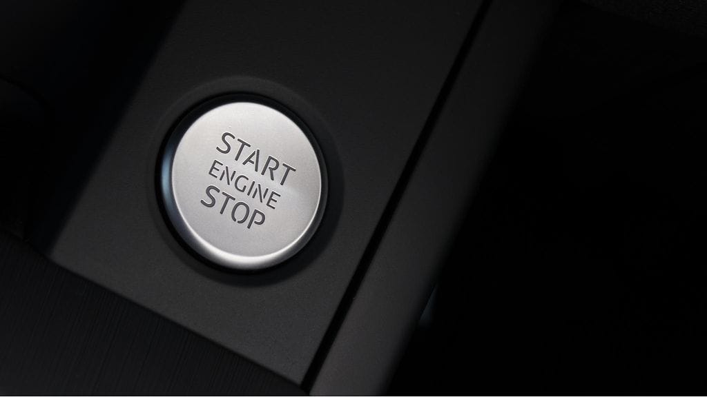 Audi A4:n käynnistysnappi.