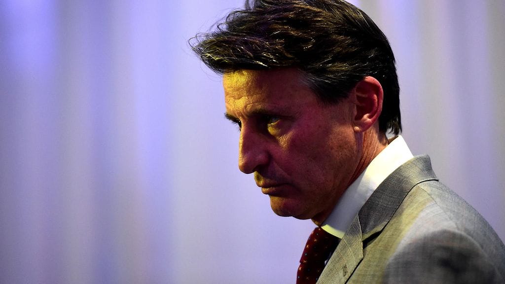 Sebastian Coe pitää tiukkaa linjaa.