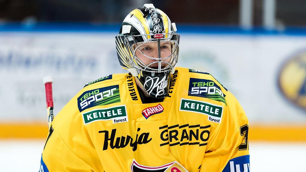 Eero Kilpeläinen torjui KalPalle ensimmäisen kiinnityksen Pelicansista.