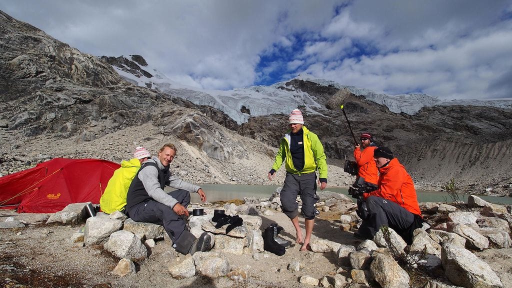 Huippujengi_makingof_juontaja_JukkaHilden_kiipeilijät_AnttiReini_AnttiLuusuaniemi_äänittäjä_SamiAuru_kuvaaja_JussiTapionlinna