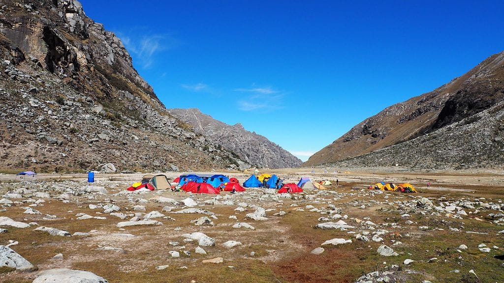 Huippujengi_s01e01_perusleiri_001