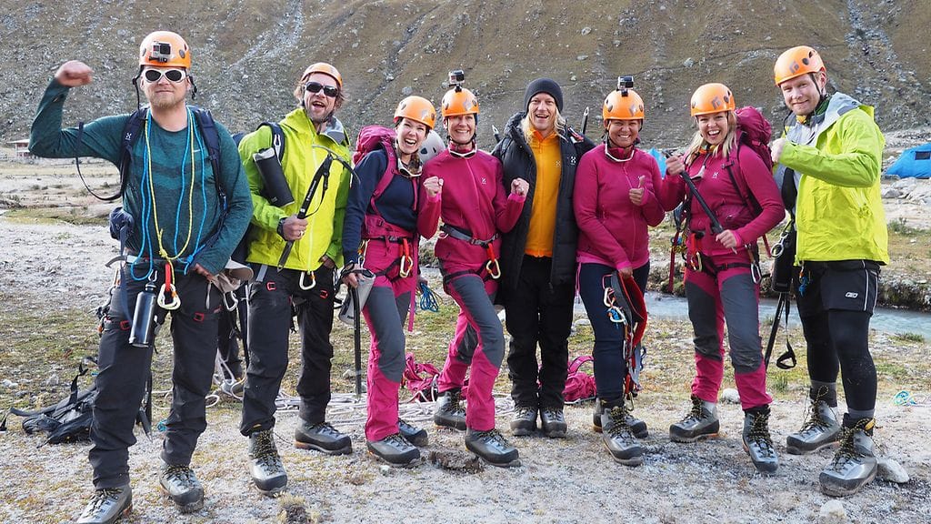 Huippujengi_s01e02_AnttiLuusuaniemi_AnttiReini_TuijaPehkonen_LeenaHarkimo_JukkaHilden_LolaWallinkoski_MinnaParikka_JanneNiinimaa_001