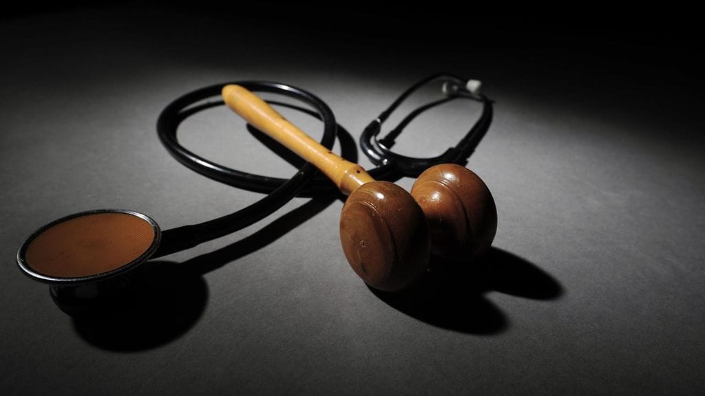 Älä tee -ohjeita valmistelee Lääkäriseura Duodecimin Käypä hoito -toimitus.