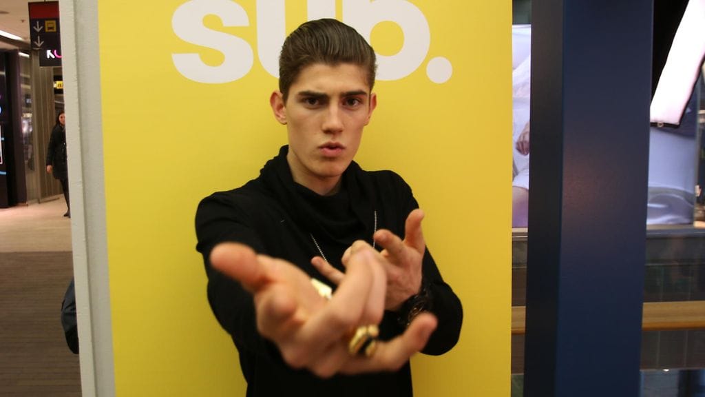 Robin Lakon ja Herban BOKSI -kuvauksissa. (3)