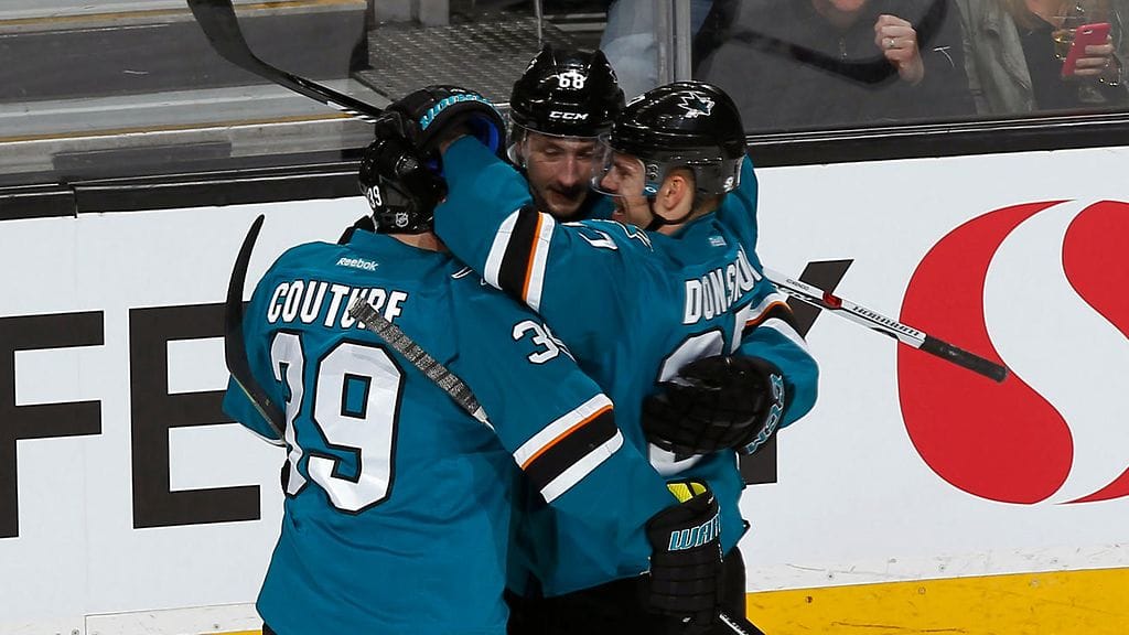 Joonas Donskoi, Melker Karlsson ja Logan Couture saivat aihetta juhlaan.