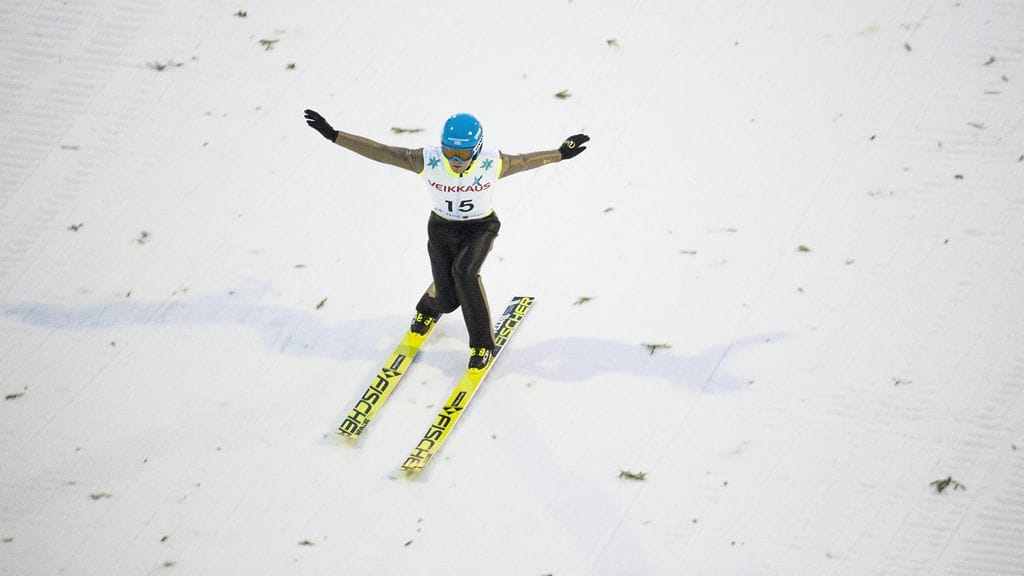 Toni Nieminen veresti mäkitaitojaan tammikuussa Lahdessa.