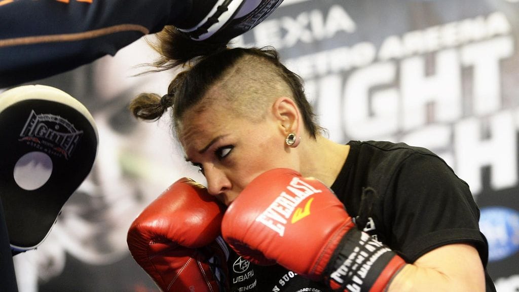 Eva Wahlström puolustaa MM-titteliään perjantaina.