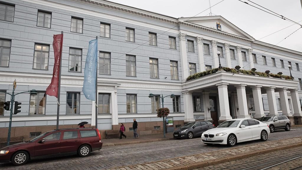 Kaupunginvaltuusto käsittelee pormestarimallia Helsingin kaupungintalossa. Kuva lokakuulta 2014.