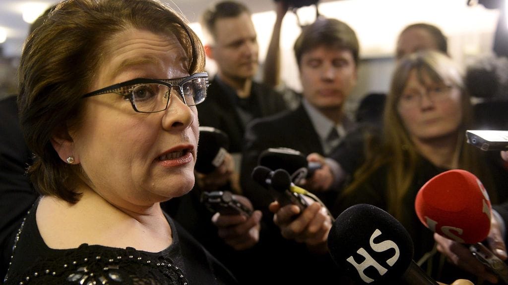 Suomen suurin ammattiliitto PAM päätti jo kerran jättäytyä yhteiskuntasopimuksen ulkopuolelle. Puheenjohtaja Ann Selin kommentoi ratkaisua 7.3.2016.