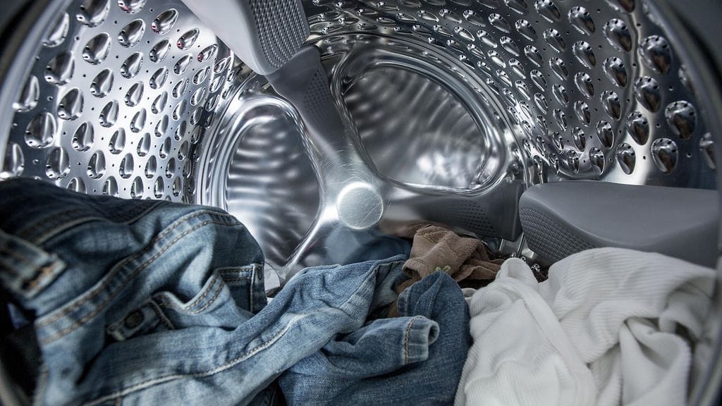 Kaikkia vaatteita ei kannata pestä yhtä usein kuin toisia.