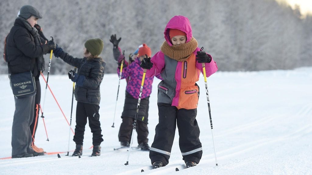hiihto oppilaat koululaiset